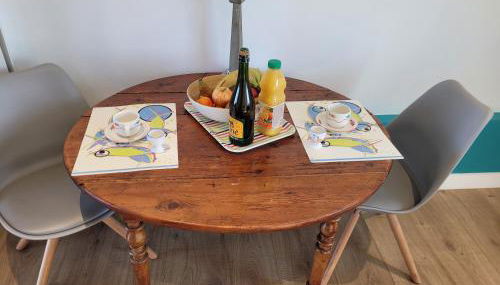 Tipoz'Immo - Le Cocon accès direct plage - chambre vue mer - animaux bienvenus - wifi inclus - linge inclus et lits faits - proche des commerces et des attractions touristiques - Foto 5