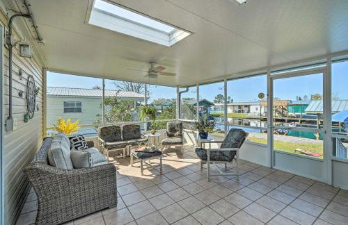 Sunny Waterfront Welaka Home with Private Dock! - Foto 26