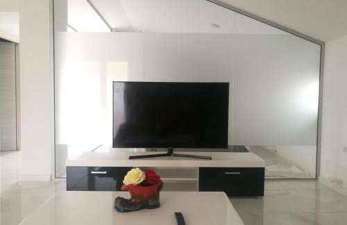 Premium Two-bedroom Apartment - Photo 19