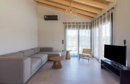 Elegant House with Private Pool - Foto 24