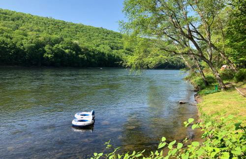 Slumberland at the River's Edge - Foto 8