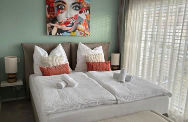 DOM LIVING - LuxusHaus - Photo 28