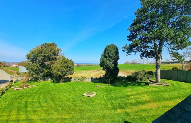 Plas Gwyrch Gatehouse - Foto 26