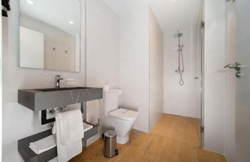 Ahoy Apartments - Photo 100