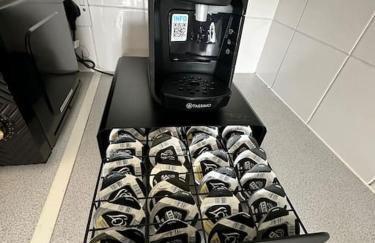 Stylish Waterfront Apartment - Photo 28