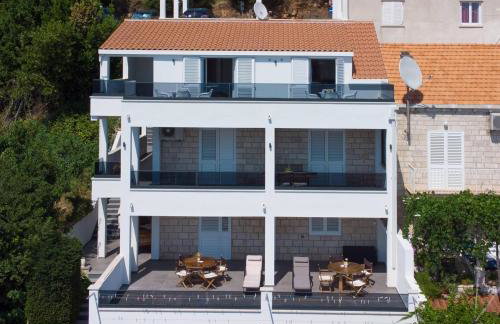 Tomas Deluxe II - Foto 1