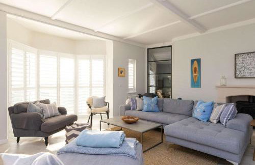 Luxury Beachfront Retreat for 14 with Hot Tub - Photo 28