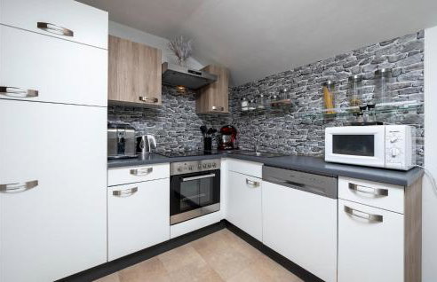 Amazing Apartment In Krsan With Wifi - Photo 7