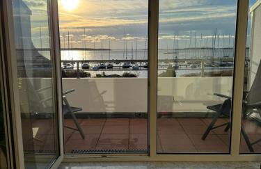 Frisch renoviertes FH Südblick am Meer in Breege, Meerblick von allen drei Etagen, Terrasse, Balkon, Sauna und Parkplatz - Foto 10