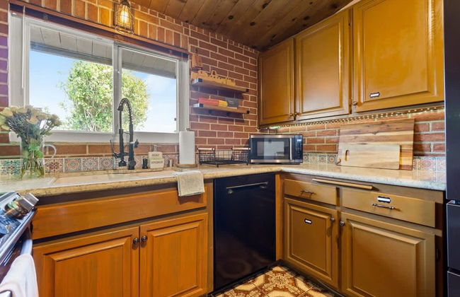 Mountain Majesty With AC BBQ Parking - Photo 13