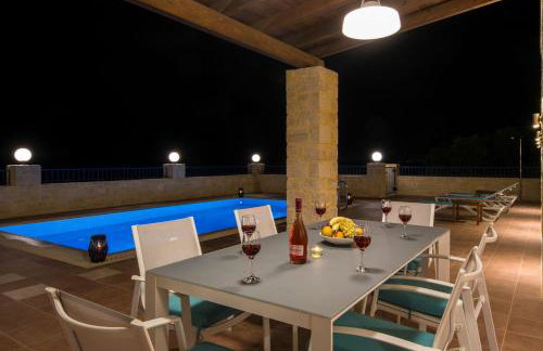 Villa Aliki - Traditional stone house with maximum privacy and stunning views ! - Foto 11