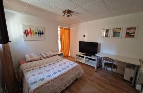 Studio à 5 min du RER B Le Guichet/ Plateau Saclay - Foto 6