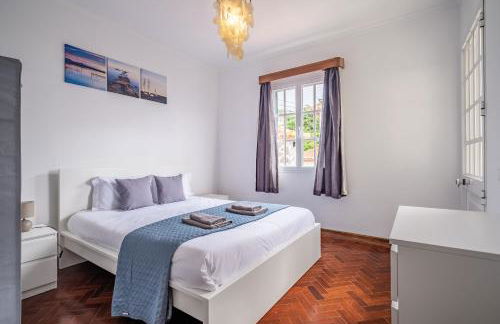 The Balcony - By Wehost - Foto 9