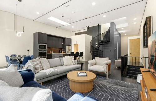 New! Modern Scandinavian Loft in Old Town Square - Foto 1