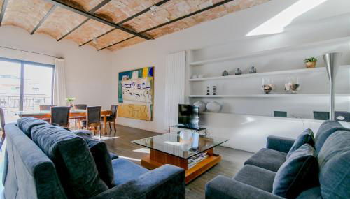 Decô Apartments Barcelona-Diagonal - Photo 2