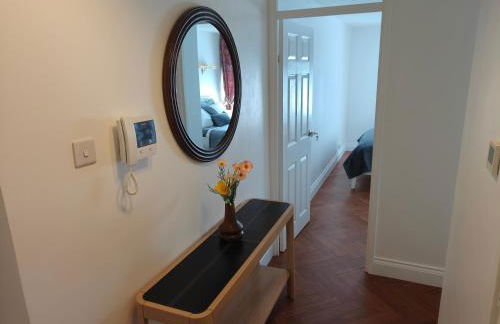 Modern 2 Bed Flat - Foto 10