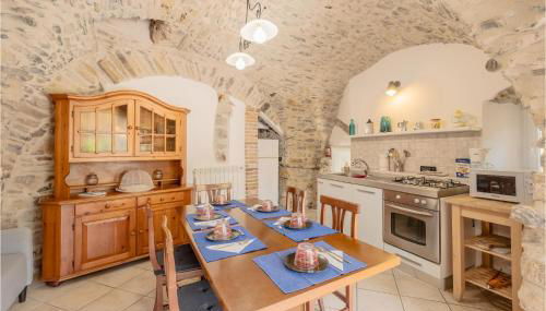 2 Bedroom Nice Home In Borgo D'oneglia - Foto 4