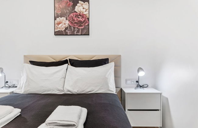 Serene Blue Escape by Madeira Sun Travel - Foto 18