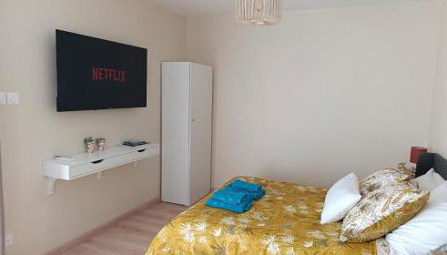 Studio climatisé-terrasse-Netflix-jardin à 10 min de Cassis - Foto 4