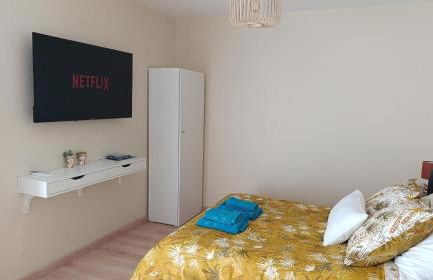 Studio climatisé-terrasse-Netflix-jardin à 10 min de Cassis - Foto 4