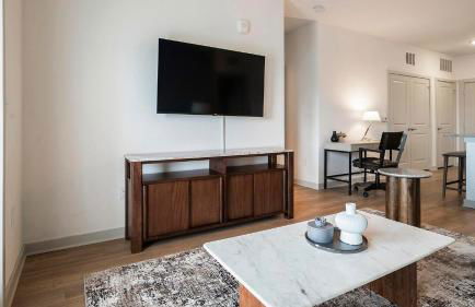 Landing Stunning 1BD Clubhouse Pool - Foto 16