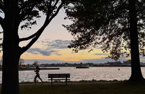 College Hill 2BR, Academic Visits, Free Parking, Walk to Brown and RISD - Foto 37