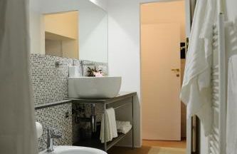 Pieve Suites - Photo 17