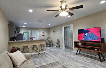 Stylish 2BR in Ocala Near WEC & FAST - Foto 14