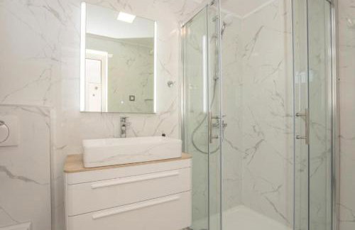 Family friendly house with a swimming pool Vrpolje, Sibenik - 25004 - Photo 22