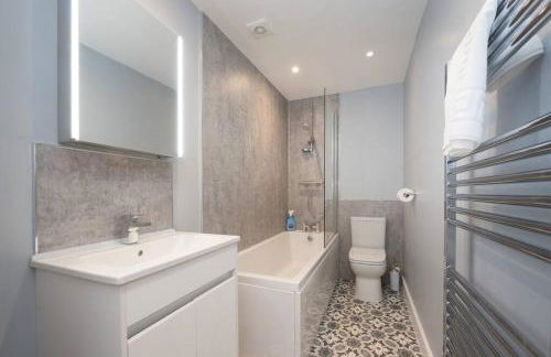 The Lettered Board Apartments - Foto 39