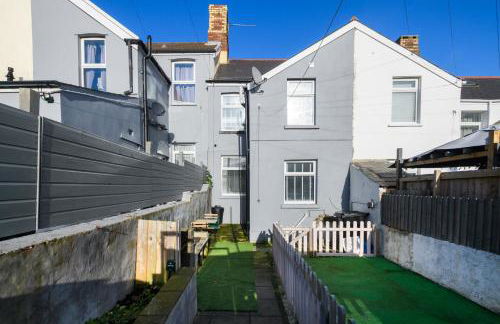 Asher Suite - Cozy 2BR Home with Parking & WIFI - Foto 45