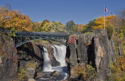 Bright, Stylish & Cozy 2Bed Unit w/Backyard & Grill Close to NYC! - Foto 40