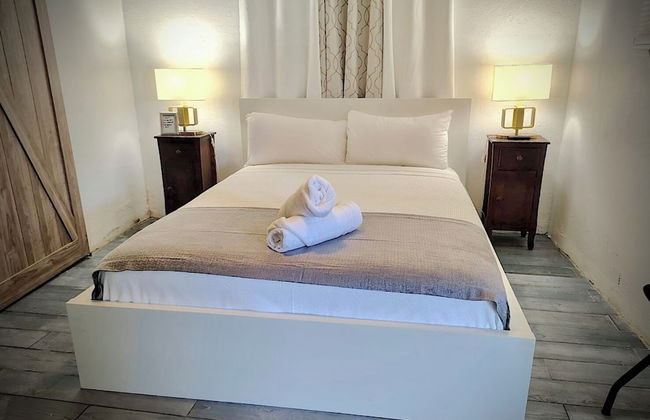 Segovia Studio Units - Photo 10