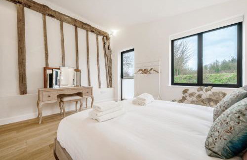 The Stable Barn, Smallwood Farm House - Photo 1