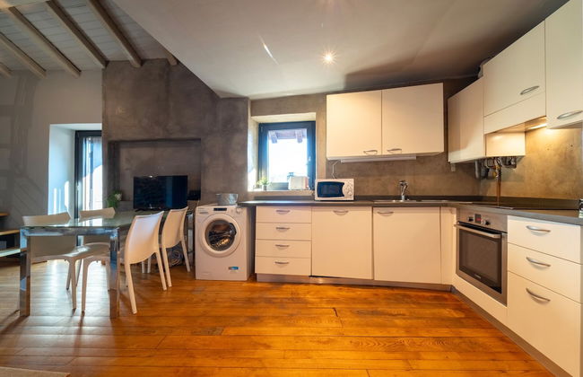 Petra Apartment in Civenna - Photo 8