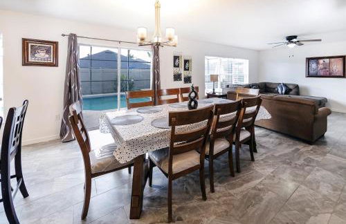 Spacious 6BR 4BA Villa, Private Pool, Near Disney - Foto 30