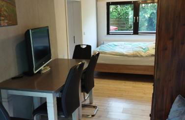 Blaues Haus - kleinere Doppelhaushälfte in Stadtkernnähe mit traumhaftem Bad und Küche - Foto 13