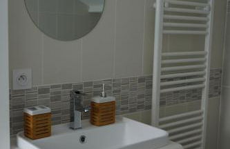 Appart Cosy 4 personnes avec terrasse - Photo 11