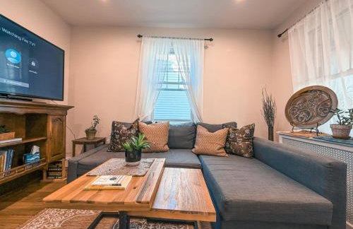 Perfect full private first floor home with convenient amenities - Foto 22