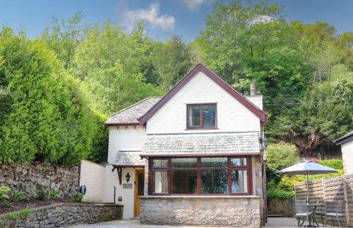 The Coach House - Photo 1