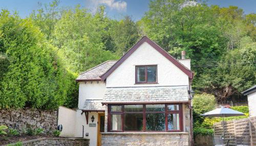 The Coach House - Photo 1