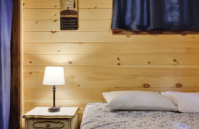 Cozy Lake Cabin 3 with Boatdock - Photo 1