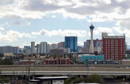 Flowers Downtown Apt Free Parking - Foto 38