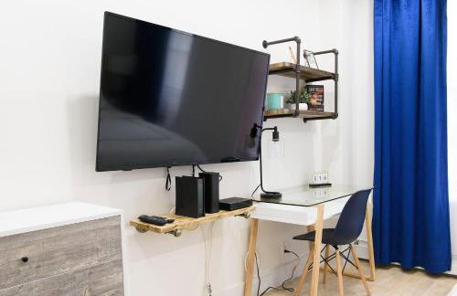 1597-12 NEW Studio Prime UES WD in unit - Photo 34