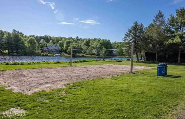 Arrowhead Lake Retreat by Avantstay Shared Pool, Game Room, Firepit - Foto 34