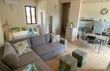 Carmen House2 - Photo 1