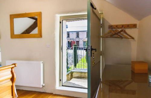 Converted Buttery Cottage in Pembrokeshire - Photo 18