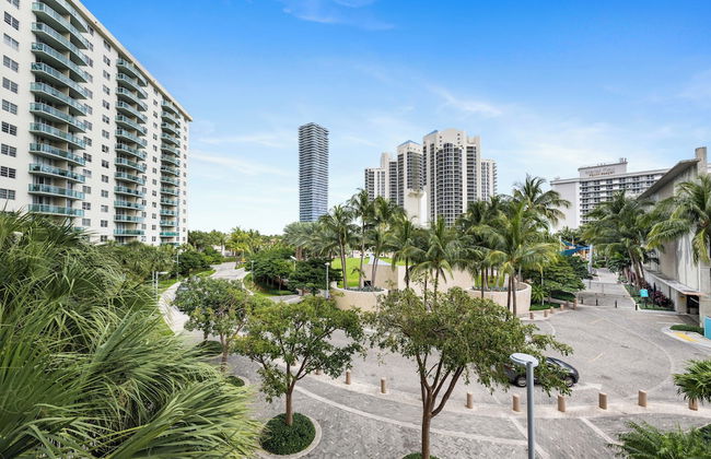 Condo Close to the Beach Pool, Gym, Tennis 2BR 6 Guests - Foto 20