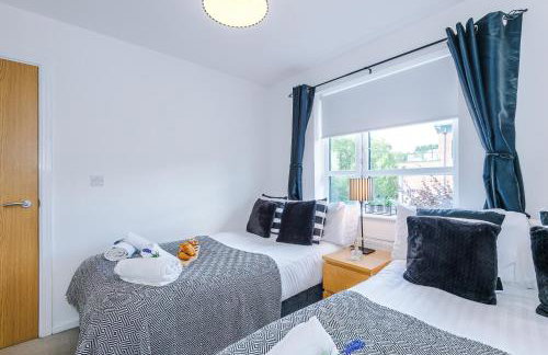 Stunning Riverside 3-Bed Home by 53 Degrees Property in Manchester with Garden & FREE Parking! - Foto 19