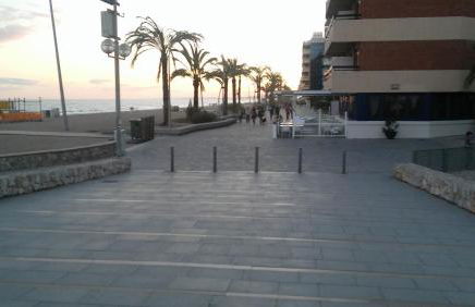 Passeig Maritim Apartment - Photo 77